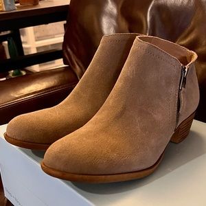 Lucky Brand Boots - Size 8 - Only worn once
